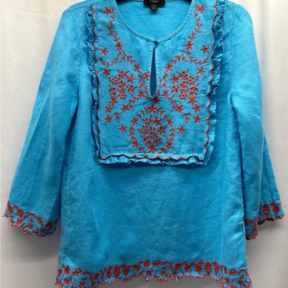 J. CREW Women’s Linen Boho top XS Blue with Red embroidery key hole 3/4 sleeves